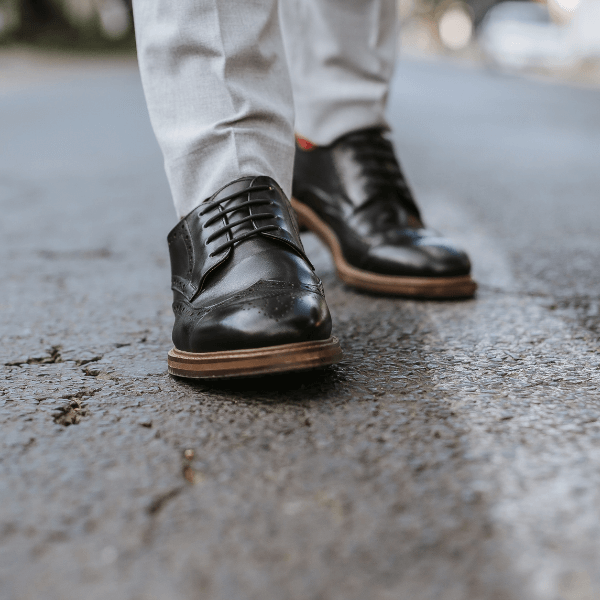 Tekkie Ties Adult Formal Laces Black being worn