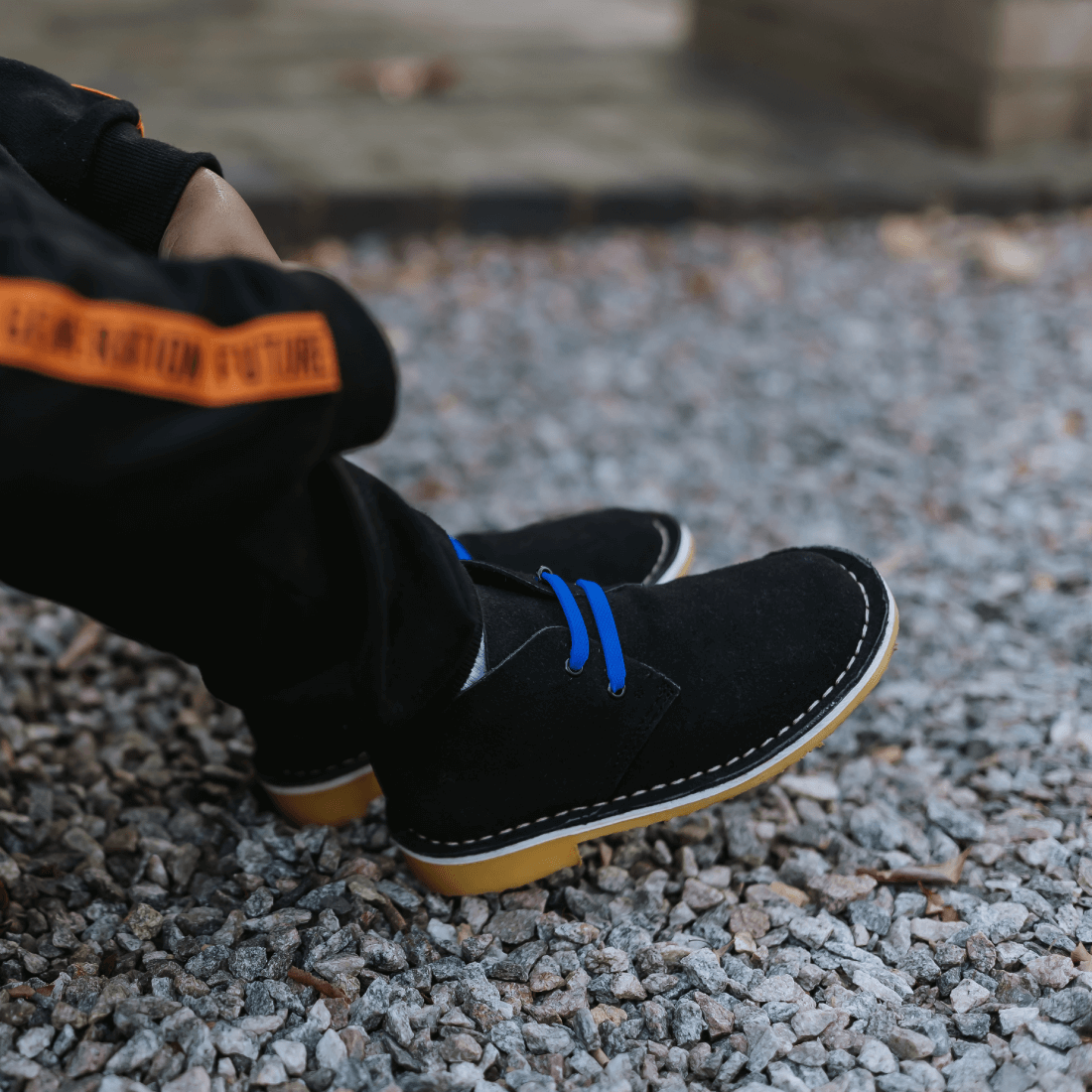 Kids shoes with blue Tekkie Ties